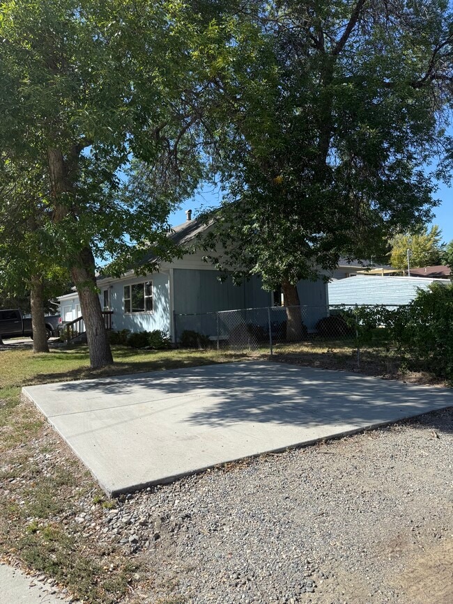 Photo - 3415 Poly Dr