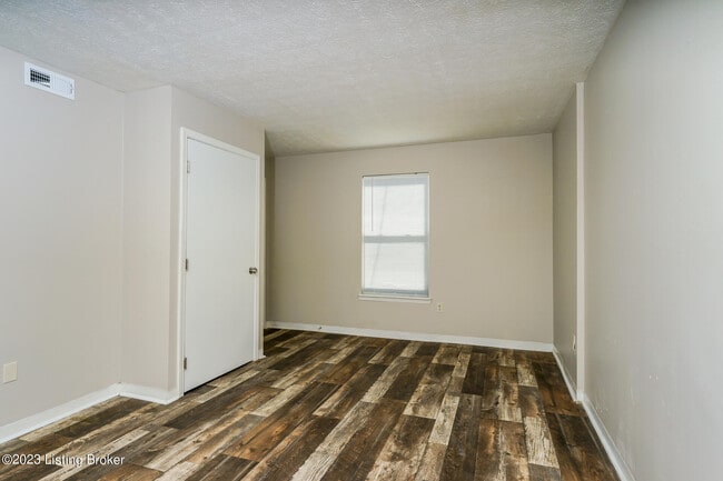 Photo - 2913 Dumesnil St