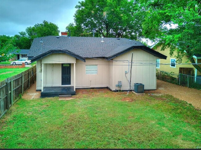 Photo - 2115 N Kate Ave
