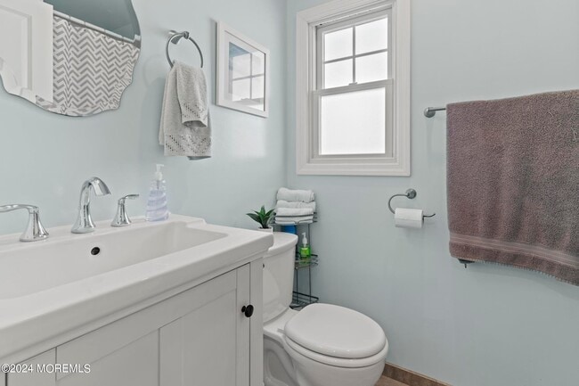 Photo - 259 Sheridan Ave