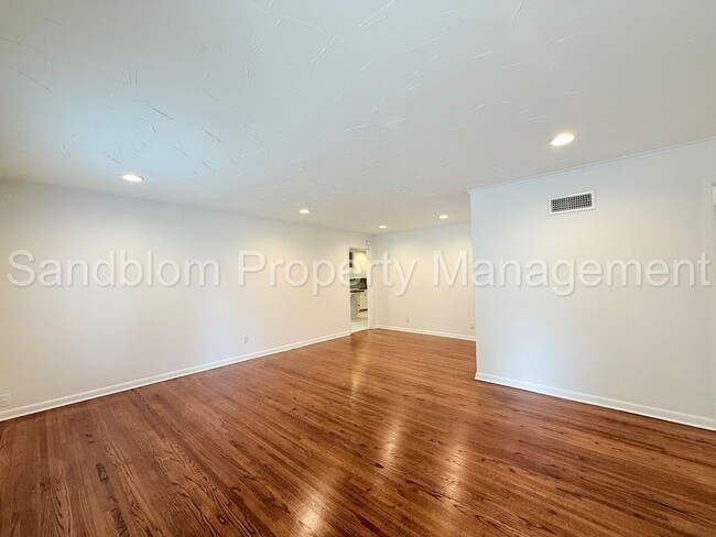 Photo - 3737 E 37th Pl