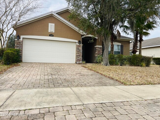 Photo - 15792 Bainebridge Dr