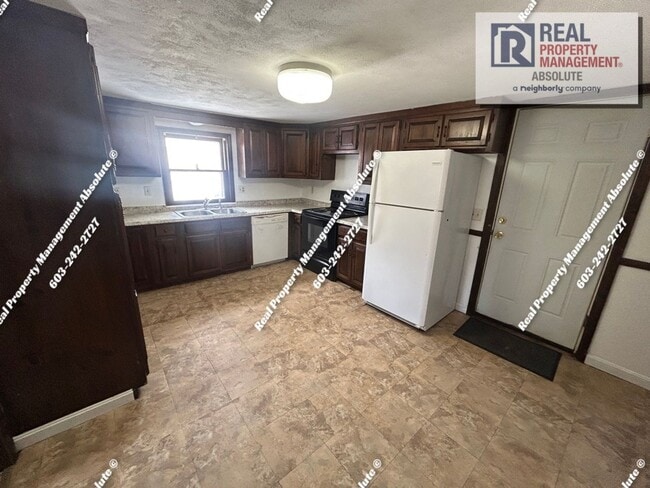 Photo - 3 Bedroom Single Family Home Downtown Nashua