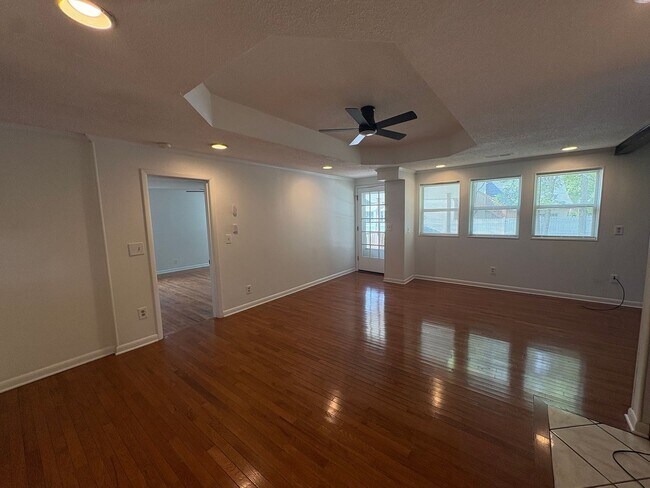 408 3rd Ave NW Unit A