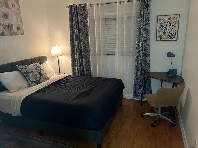 Photo - 700 Windsong Cir