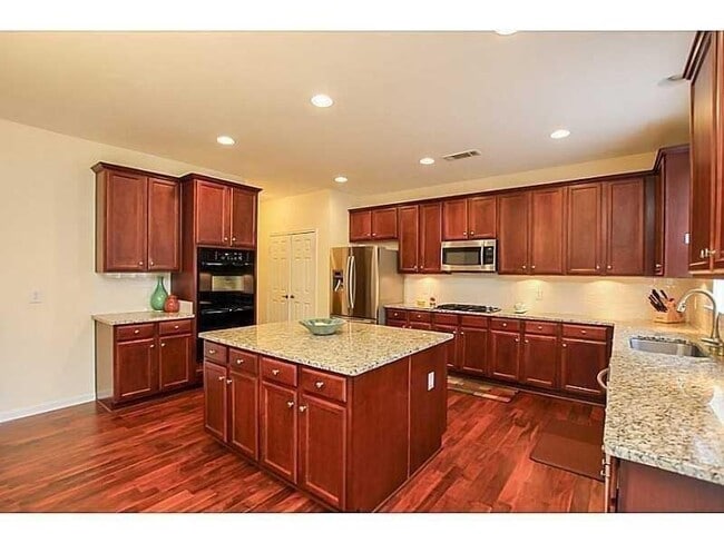 Photo - 1277 Sailwind Ct