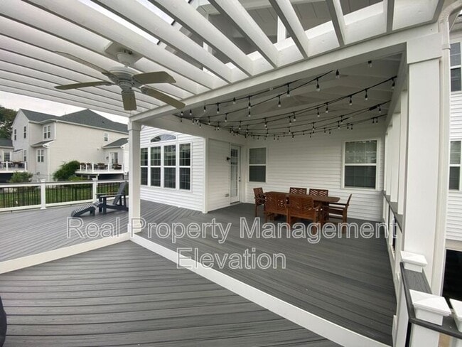 Photo - 779 Mcguire Cir