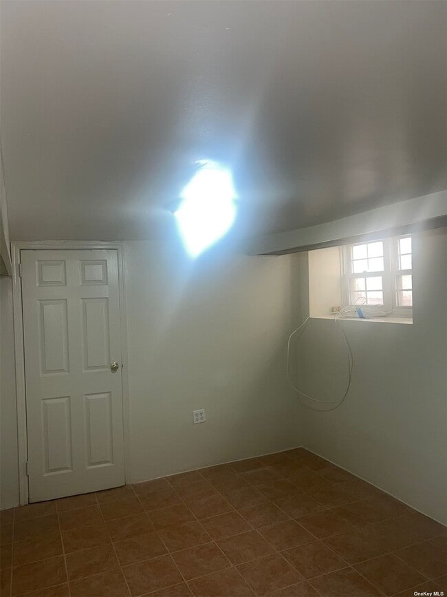 Photo - 377 E 31st St