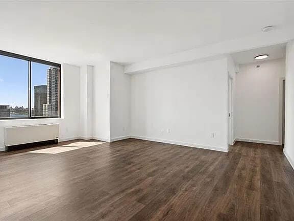 Building Photo - 474 48th Ave