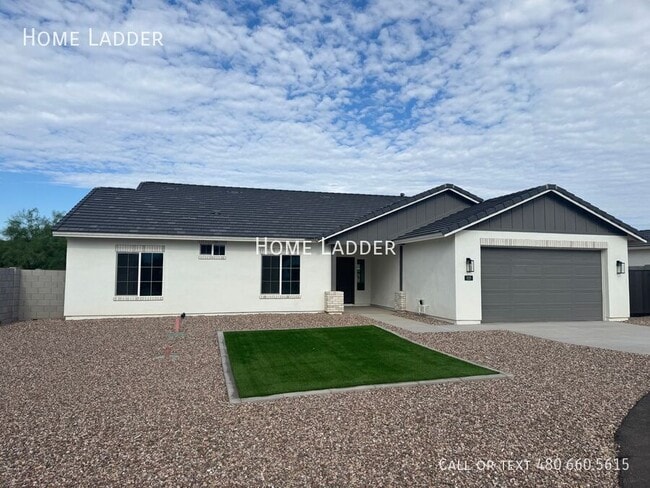 Photo - 926 N 97th Way House