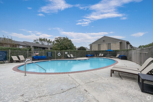 Piscina - The Bellfort