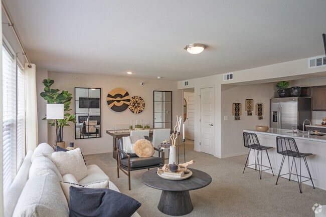2BR, 2BA - 1050SF - Living Room