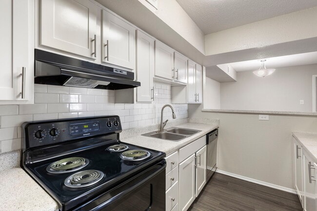 Photo - Lakes at Madera