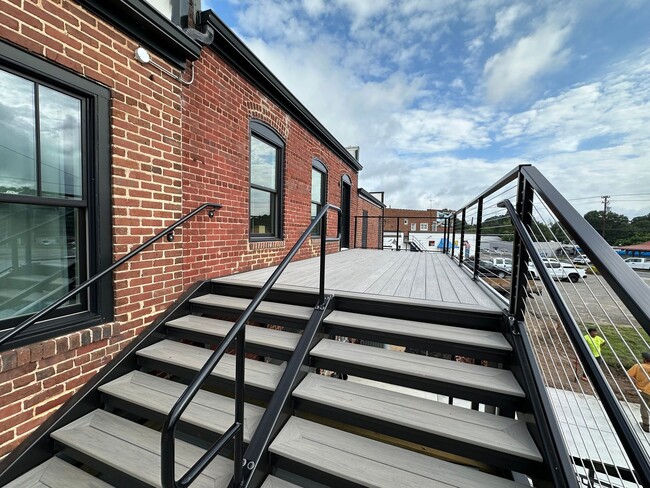 Building Photo - Private Balcony Living Above It All Unit 202 Rental