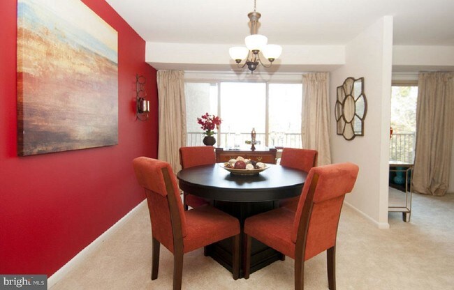 Photo - 10 Over Ridge Ct