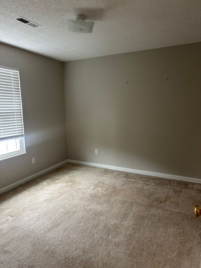 Photo - Powell - Move-in ready! 2 bedroom, 2 bath, 1-level, condo with a 1-car garage - Kenna Stephens (8...