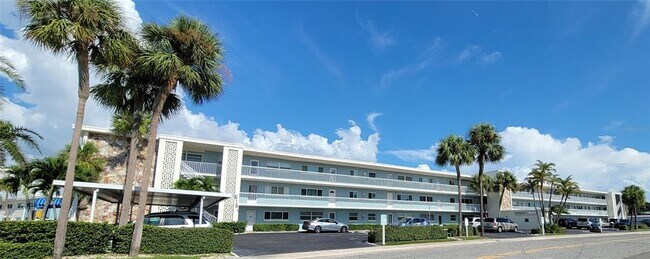 Photo - 6161 Gulf Winds Dr Unidad 249