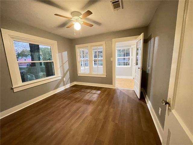 Photo - 215 N Carter St