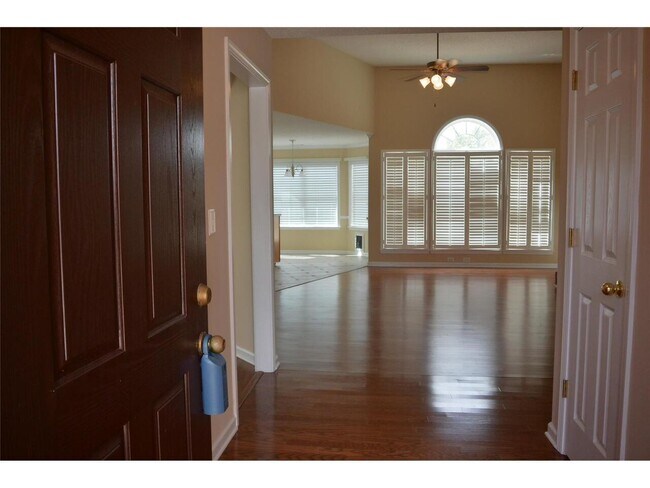 Photo - 13 Steeplechase Dr