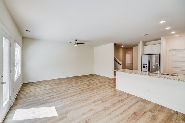 Photo - 8 Deer Creek Dr