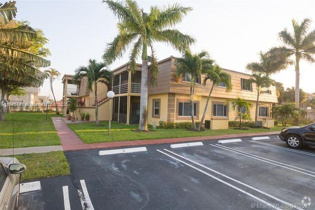 Building Photo - 8900 NW 38th Dr Unit 3 Rental
