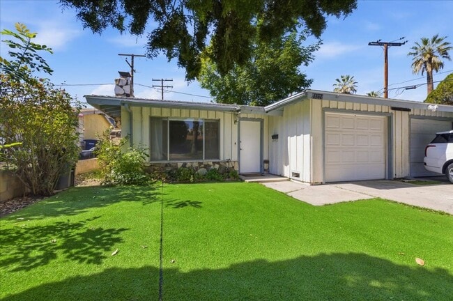 Photo - Prime Location for Busy Med Students