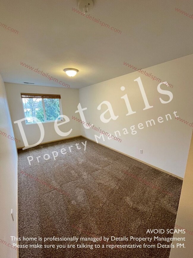 Photo - 3 Bedroom Townhouse in Central Kitsap!