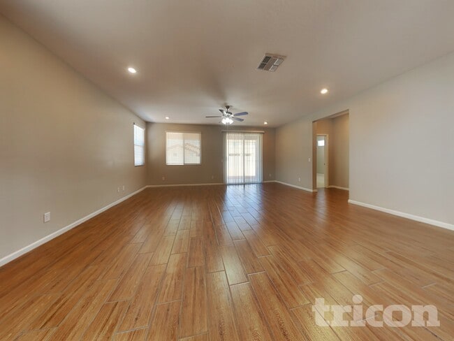 Photo - 17852 W Daley Ln