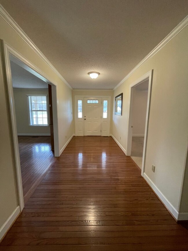 Photo - Spacious country home for lease