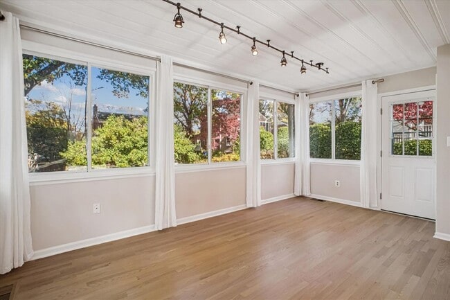 Photo - 4409 Westbrook Ln