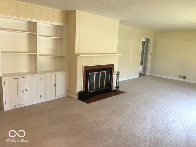 Photo - 105 Winding Way