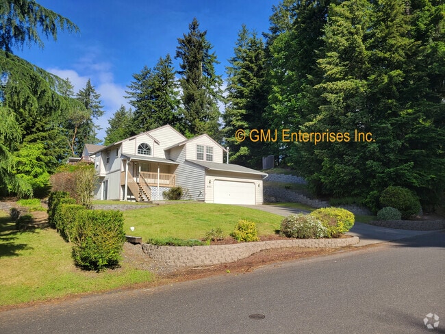 Building Photo - 8401 181st Ave E Rental