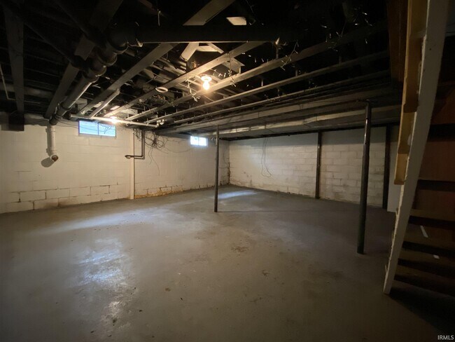 Photo - 612 S Henderson St