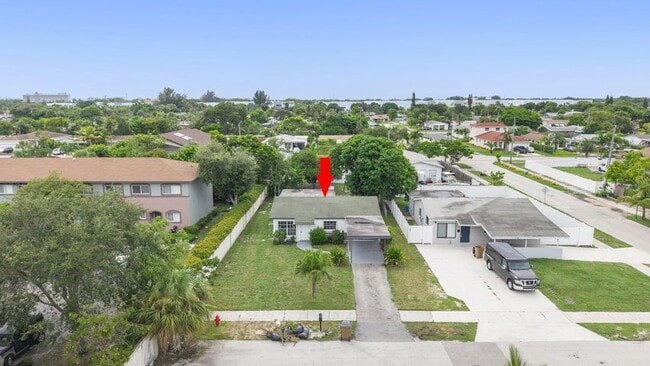 Photo - 441 NW 2nd Ave