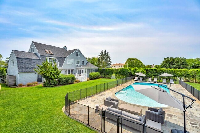 Photo - 245 Oneck Ln