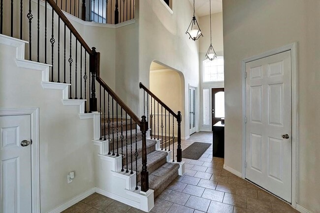 Photo - 4502 Aspen Leaf Ln