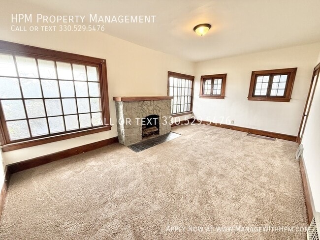 Photo - 3015 11th St SW Unit Front