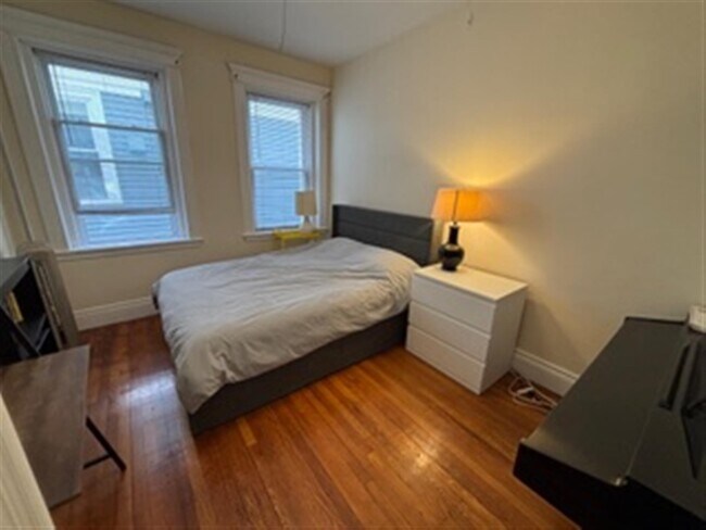 Photo - 72 Kirkland St Unit 1