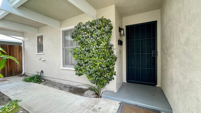 Photo - Updated and Renovated 4 Bedroom in Laguna Lake