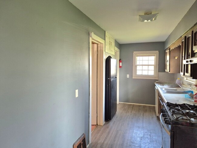 Photo - 7489 Jefferson St