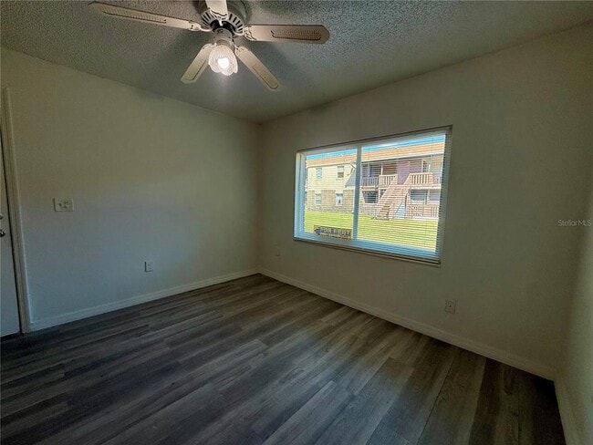 9013 Westchester Cir Unit 32
