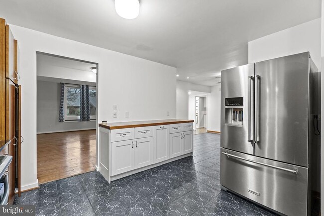 Photo - 7005 Brookington Ct