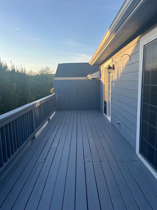 Photo - 301 Brant Ln