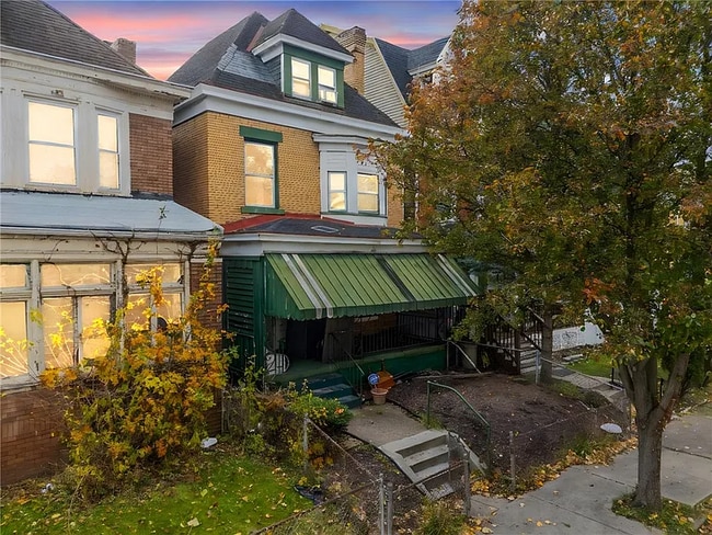 Building Photo - 7138 Race St