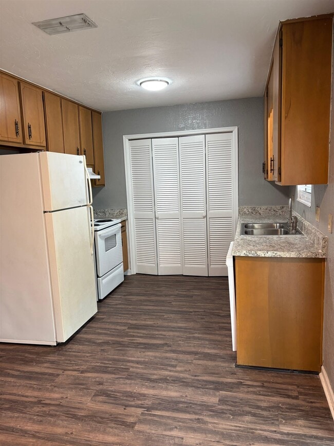 Photo - 3449 Fred George Rd