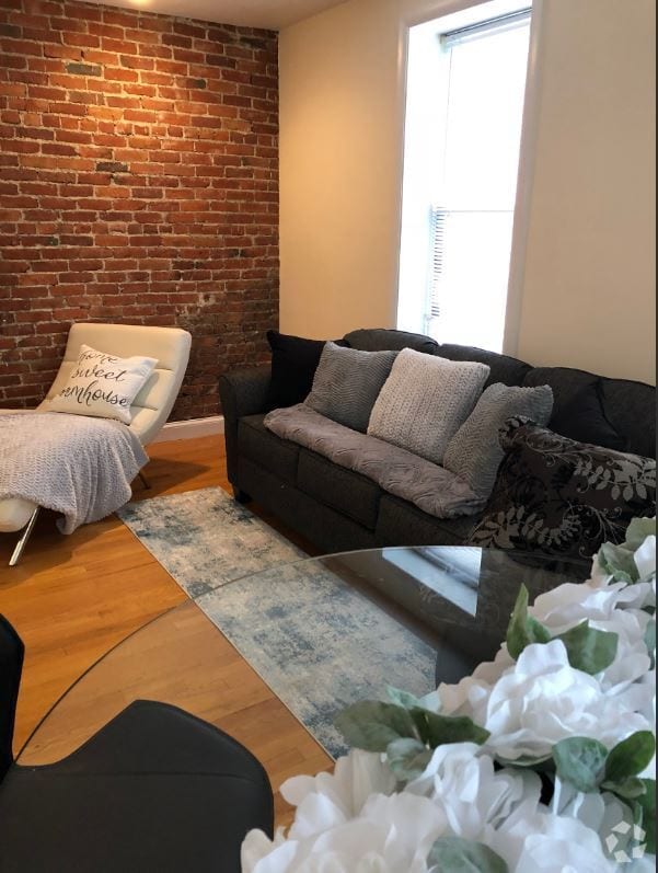 Building Photo - 94 Saint Botolph St Rental