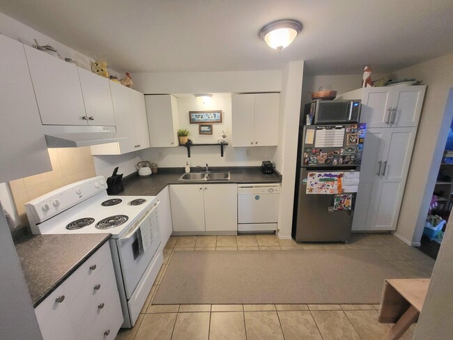 Photo - 113 Harold Ave Unit Rear