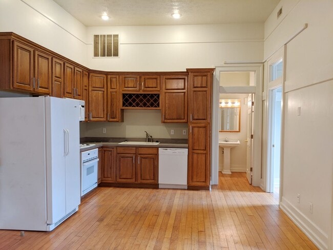 Photo - Vance - Residential