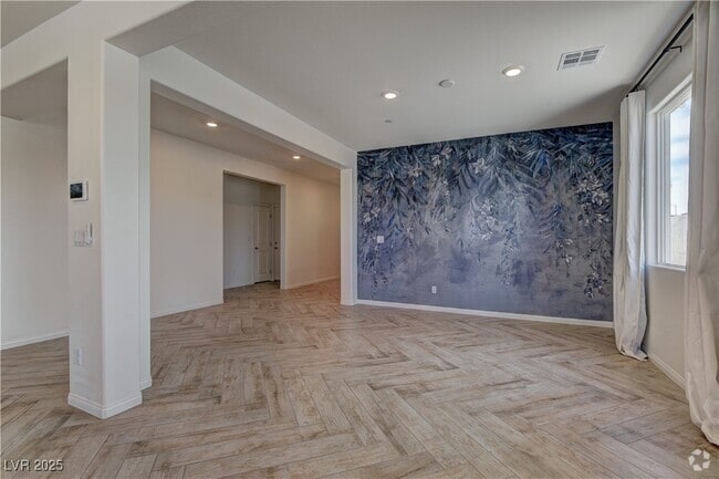 Building Photo - 6390 Montrose Park Ct Rental