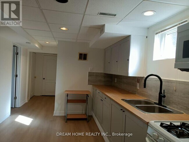 Photo - 3 Salt Creek Ave